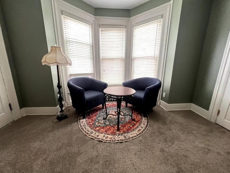 Colonial 55 *