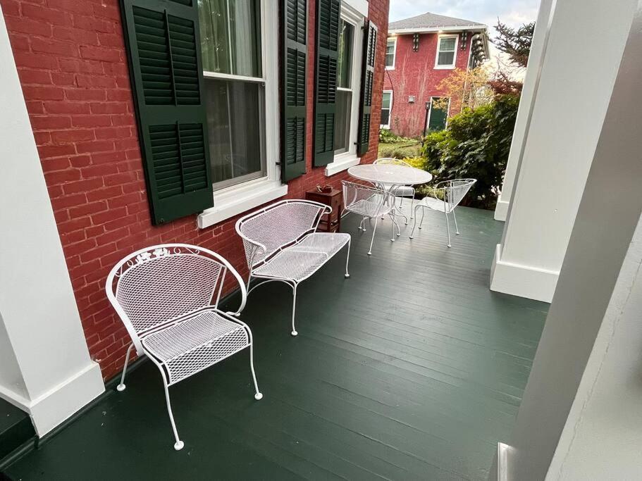 Colonial 55 Holiday home